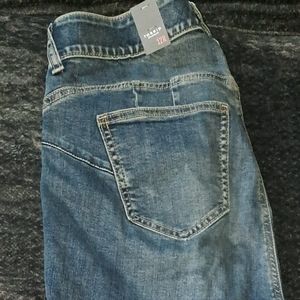 Torrid Curvy Bombshell Jeans New sz 12